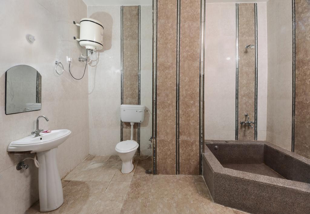 מייזור Fabhotel Prashant Palace חדר תמונה