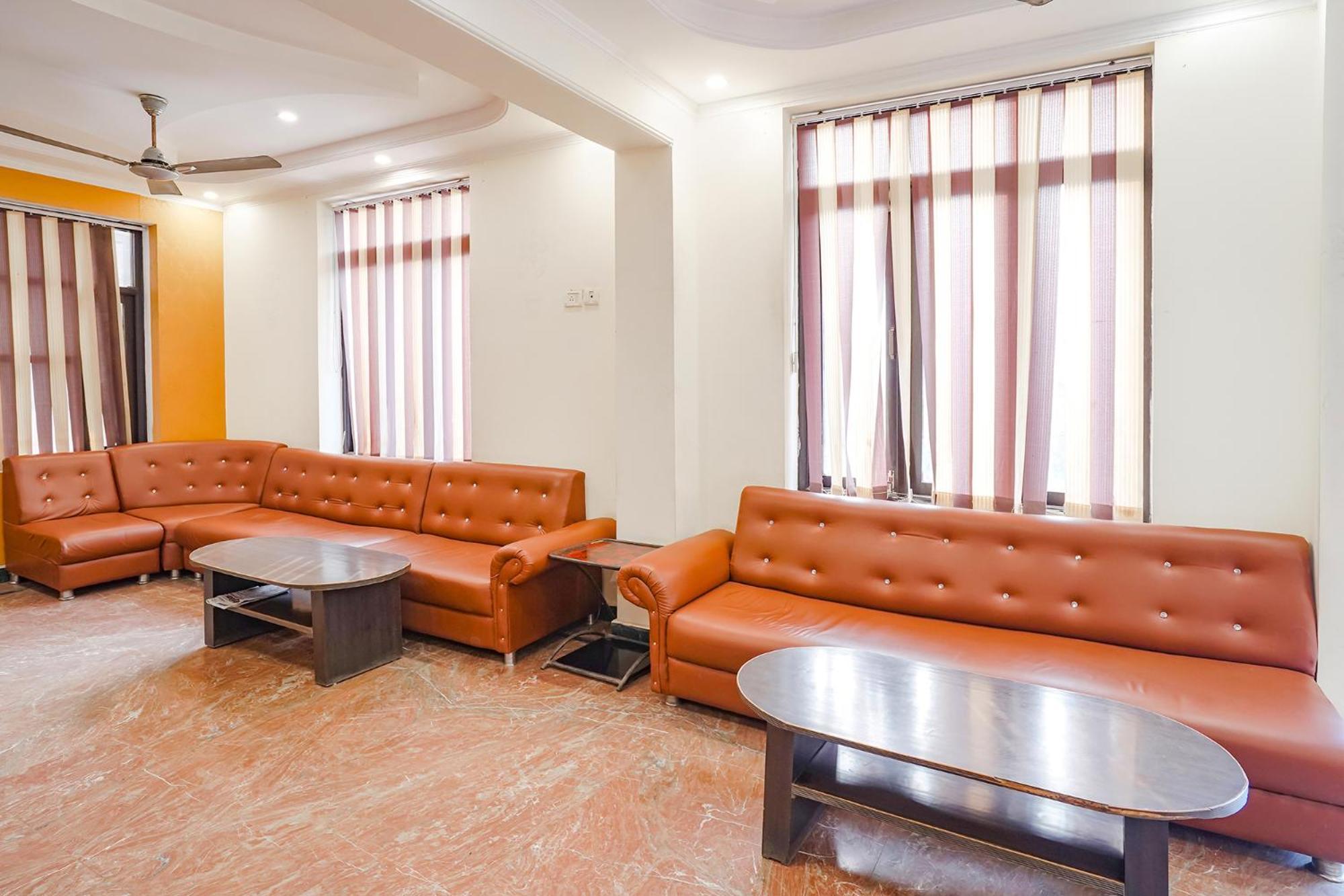 מייזור Fabhotel Prashant Palace מראה חיצוני תמונה