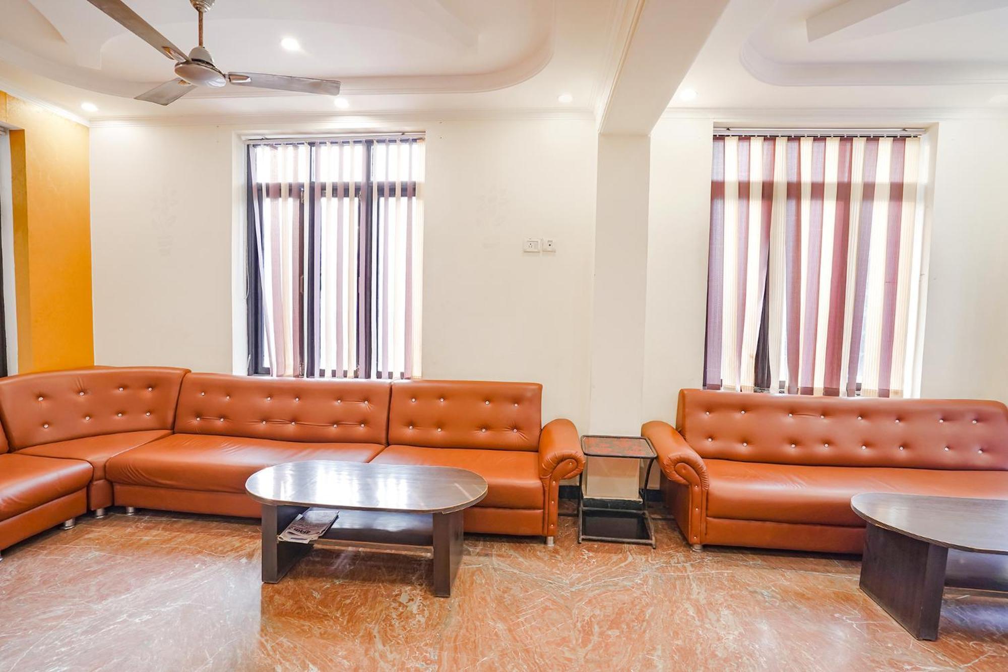 מייזור Fabhotel Prashant Palace מראה חיצוני תמונה