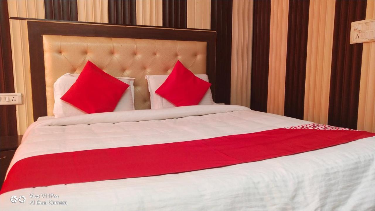מייזור Fabhotel Prashant Palace מראה חיצוני תמונה